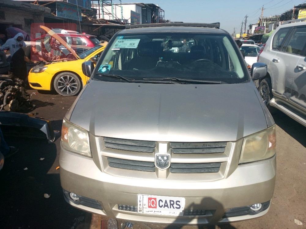 دودج جراند كارافان